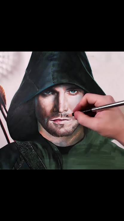 Imagem 7 da matéria: Stephen Amell provoca retorno do Arqueiro Verde e reacende esperança dos fãs de Arrow