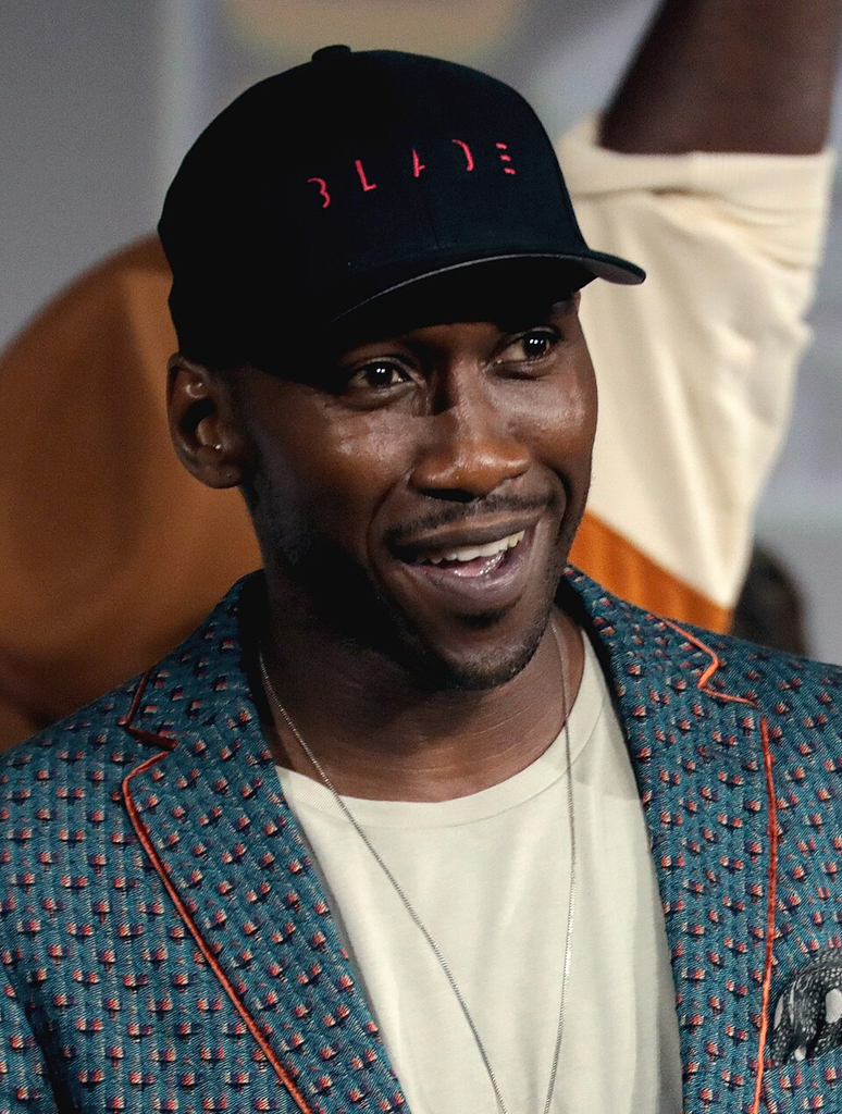 Imagem principal da matéria: Mahershala Ali revela sacrifícios por Blade e não alivia para Kevin Feige: “Ele deveria se sentir assim”